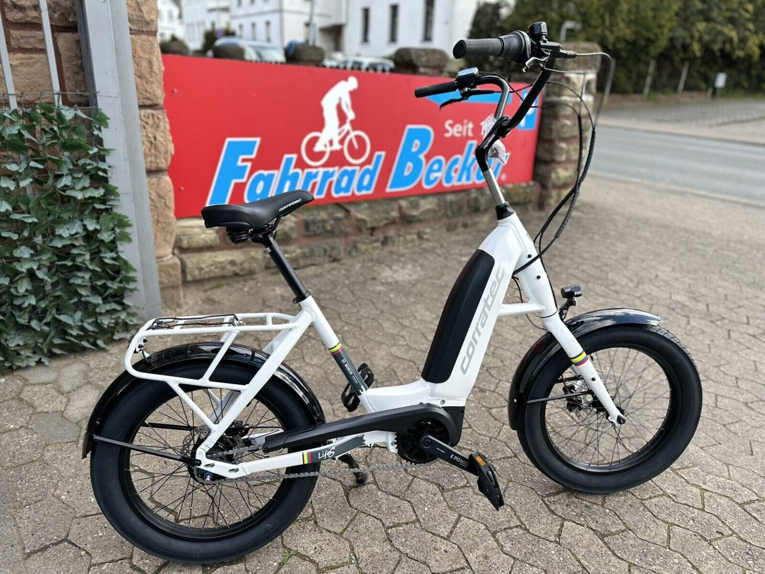 Corratec Life S AP5 Bosch 500WH Shimano Nexus 8 Nabenschaltung 20 Zoll E Bike Elektrofahrrad