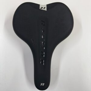 Raymon MGS Fahrradsattel Original Touren E-Bike Trekking Component Sattel ( Black/Light-Grey) versch. Größen